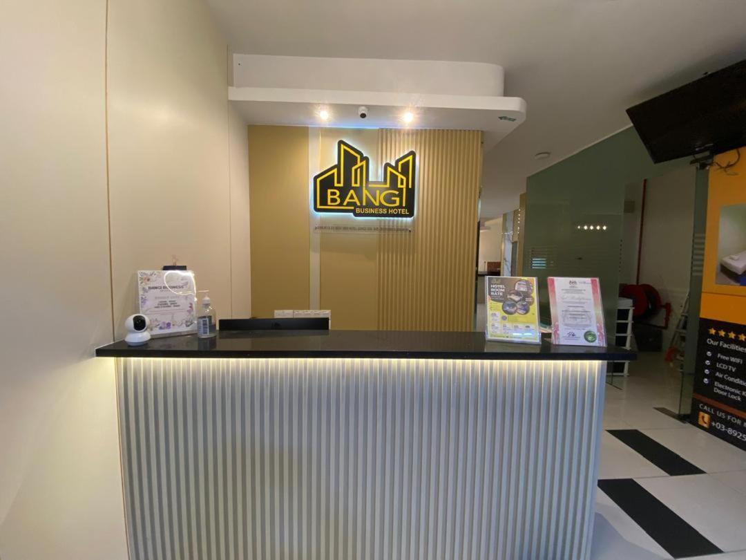 Bangi Business Hotel Kampong Sungai Ramal Dalam Exterior photo